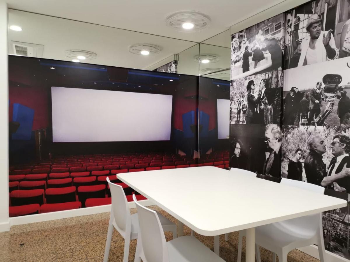 Red Carpet Rooms Бари Экстерьер фото