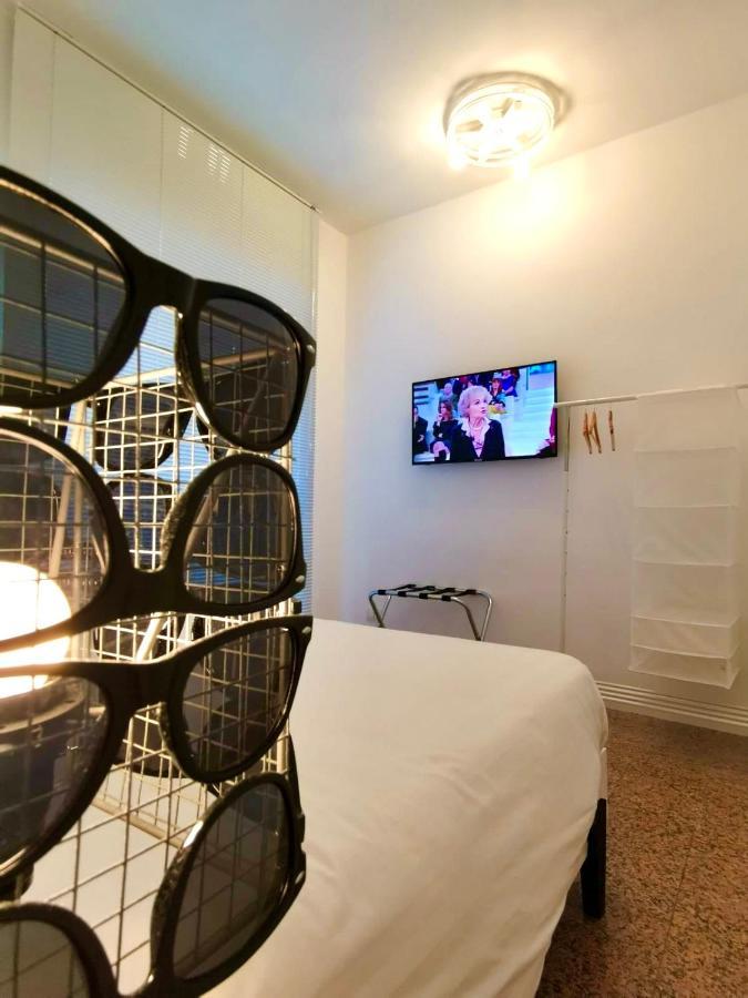 Red Carpet Rooms Бари Экстерьер фото